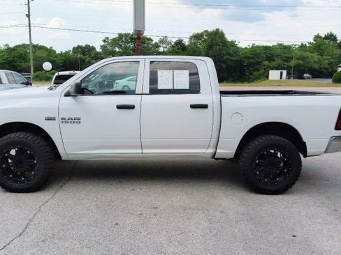 Used 2018 RAM 1500 Tradesman w/ Popular Equipment Group AWD/4WD image 2