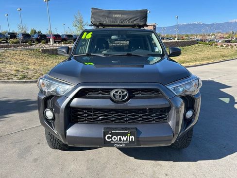 Used 2016 Toyota 4Runner SR5 AWD/4WD image 2
