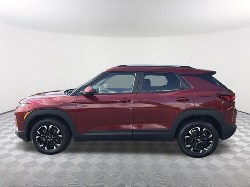 Used 2023 Chevrolet TrailBlazer LT w/ Convenience Package FWD image 8