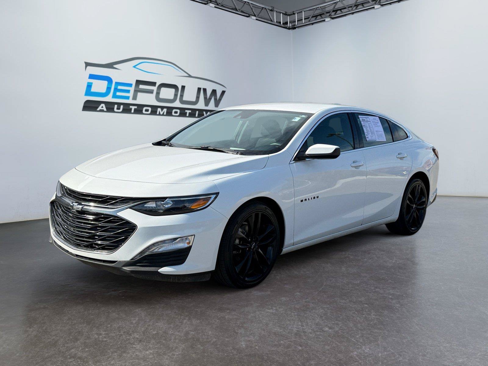 Used 2024 Chevrolet Malibu LT w/ Sport Edition FWD image 7