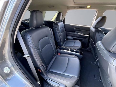 Certified 2024 Nissan Pathfinder SL w/ SL Premium Package AWD/4WD image 29
