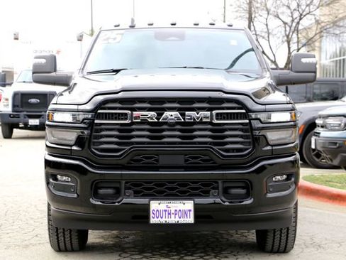 Used 2025 RAM 2500 Lone Star image 8