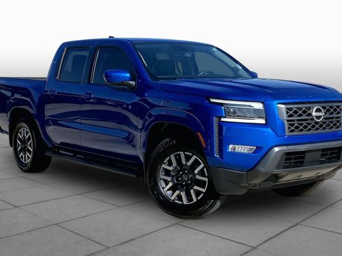Used 2024 Nissan Frontier SL w/ Technology Package RWD image 3