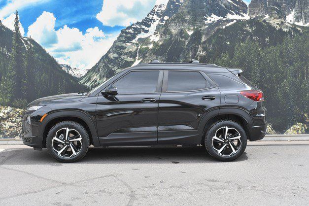 Used 2023 Chevrolet TrailBlazer RS w/ Convenience Package AWD/4WD image 7