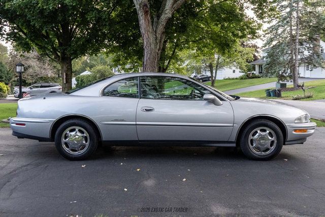 Used 1999 Buick Riviera Supercharged Coupe FWD image 9