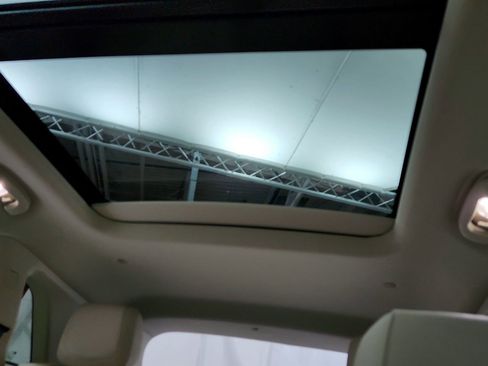 Certified 2023 Cadillac XT5 Premium Luxury AWD/4WD image 15