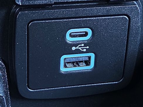 Certified 2025 Ford Bronco Big Bend image 19