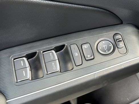 Used 2025 Honda Civic Sport Touring image 14