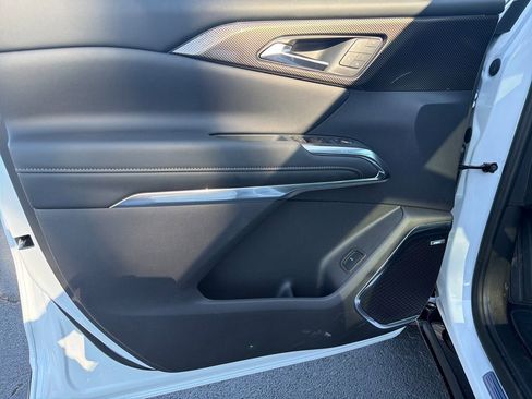 New 2026 Chevrolet Traverse High Country image 10