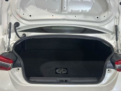 Used 2017 Toyota 86 RWD image 32
