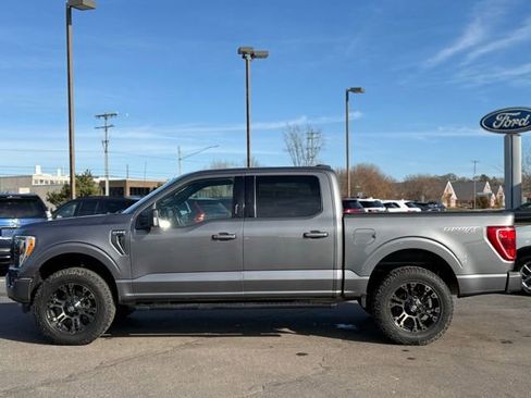 Certified 2022 Ford F150 XLT w/ Equipment Group 302A High image 44