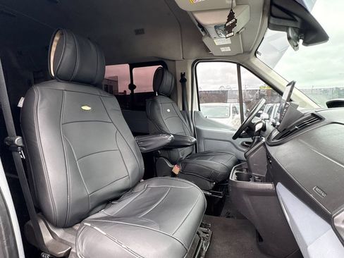 Used 2016 Ford Transit 350 XLT RWD image 28