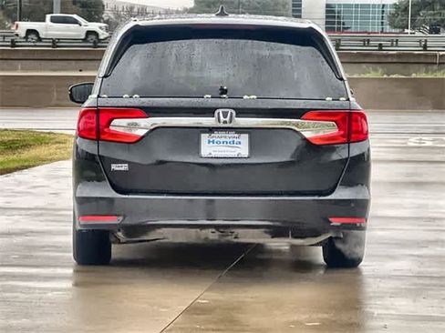 Certified 2018 Honda Odyssey EX-L image 6