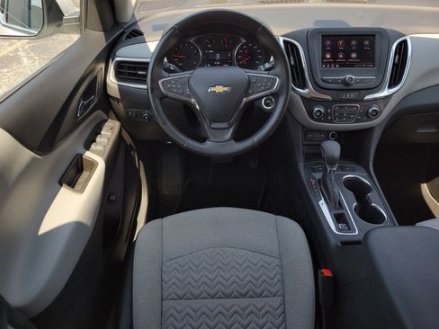Used 2024 Chevrolet Equinox LT image 15