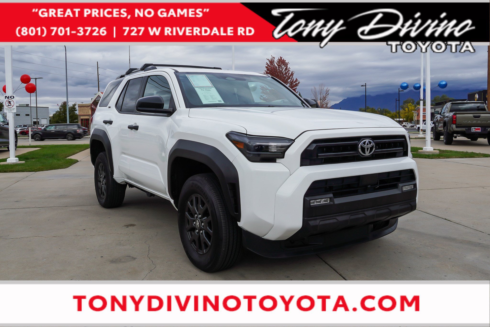 Certified 2025 Toyota 4Runner SR5 AWD/4WD image 1