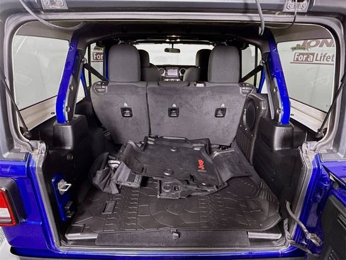 Used 2020 Jeep Wrangler Unlimited Sport image 27