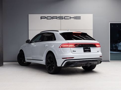 Used 2021 Audi Q8 Prestige AWD/4WD image 5