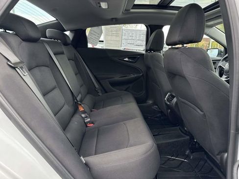 Used 2022 Chevrolet Malibu LT w/ Redline Edition FWD image 23