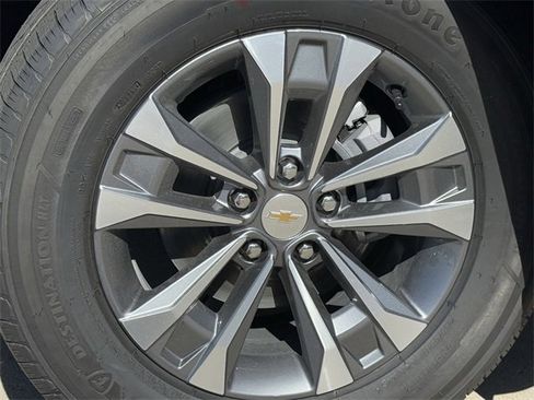 New 2026 Chevrolet Equinox LT image 9