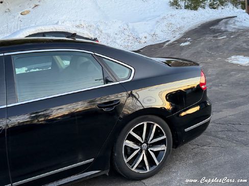 Used 2013 Volkswagen Passat TDI SEL Premium image 38