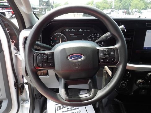 Used 2024 Ford F250 XL AWD/4WD image 20