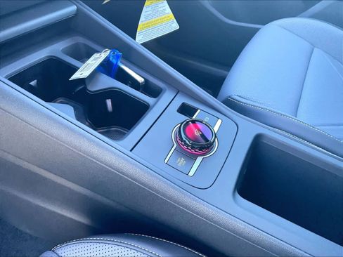 New 2026 Volkswagen Tiguan SE image 14