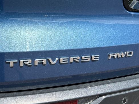Used 2025 Chevrolet Traverse LT AWD/4WD image 26