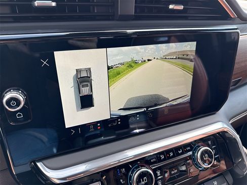 Used 2024 GMC Sierra 1500 Denali Ultimate image 26