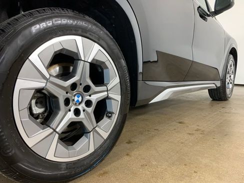 Used 2025 BMW X1 xDrive28i image 9