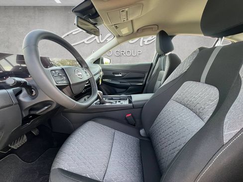 New 2026 Nissan Sentra SV w/ SV Convenience Package FWD image 20