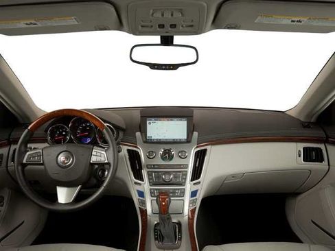 Used 2010 Cadillac CTS Sedan RWD image 5