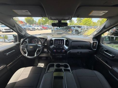 Used 2022 Chevrolet Silverado 1500 LT AWD/4WD image 28