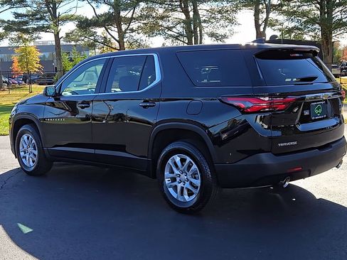 Certified 2023 Chevrolet Traverse LS image 2