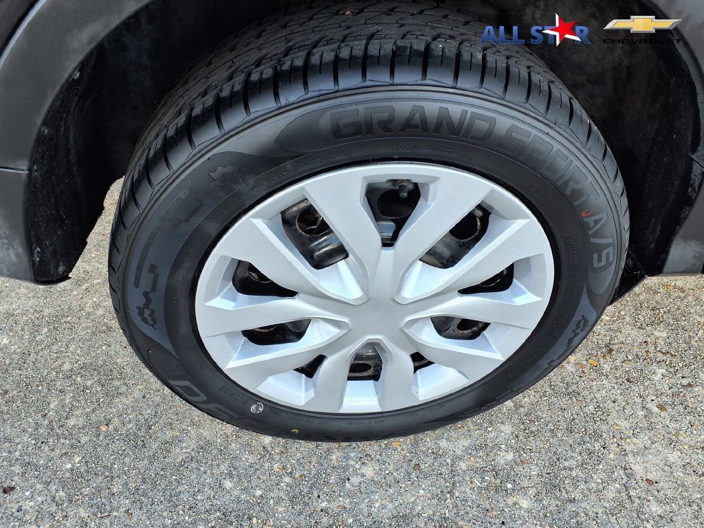 Used 2017 Ford Escape S FWD image 6