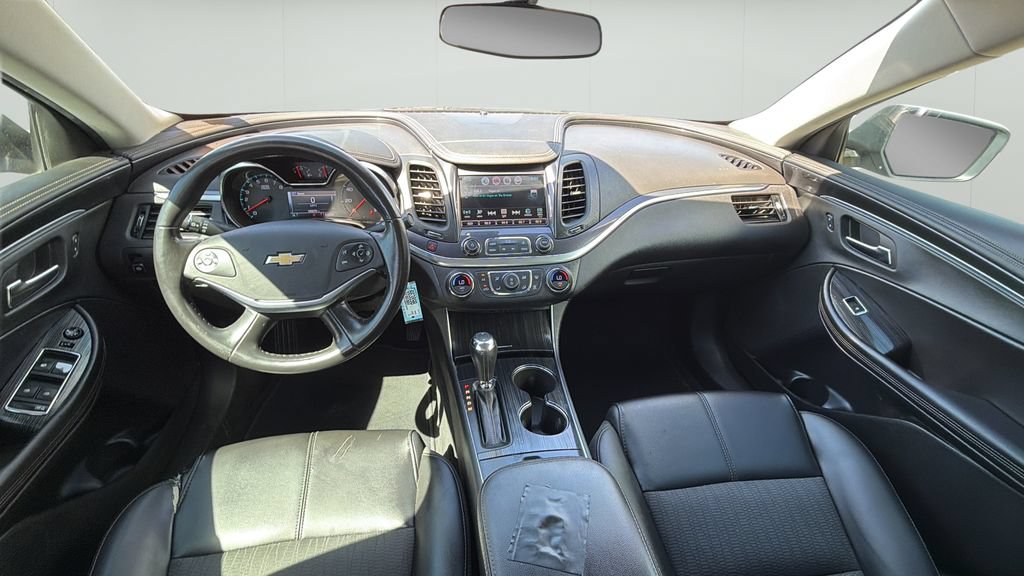 Used 2017 Chevrolet Impala LT FWD image 19