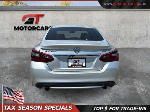 Used 2017 Nissan Altima 2.5 SR FWD image 6