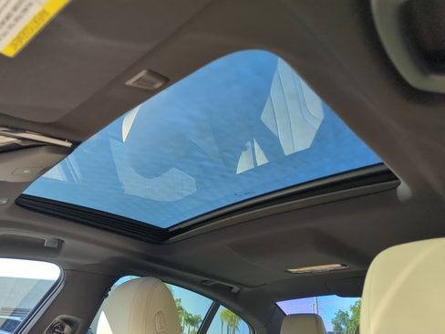 Used 2023 BMW 530i w/ Premium Package image 28