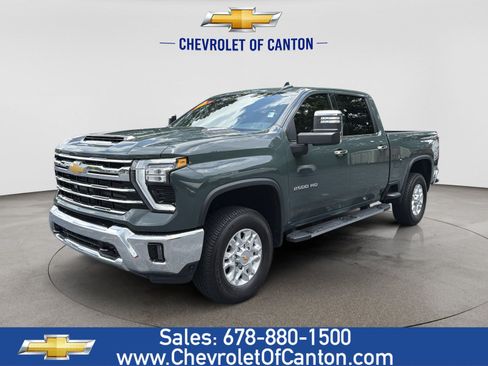 Used 2025 Chevrolet Silverado 2500 LTZ w/ LTZ Convenience Package AWD/4WD image 1
