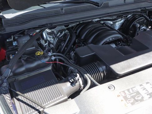 Used 2018 GMC Yukon Denali w/ Denali Ultimate Package image 11