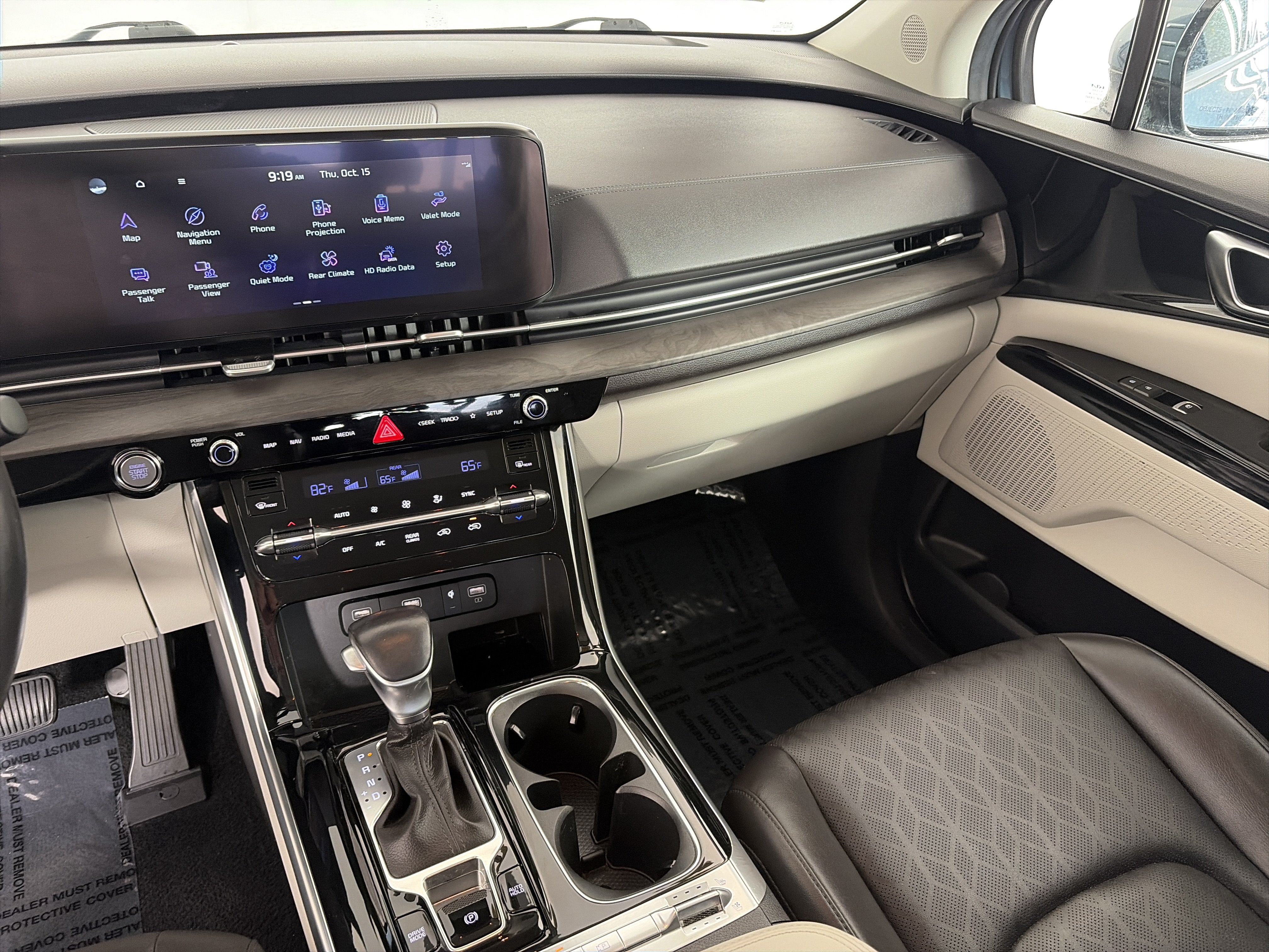 Certified 2024 Kia Carnival SX FWD image 4