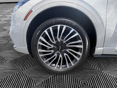 Certified 2022 Lincoln Corsair AWD w/ Premium Package image 14