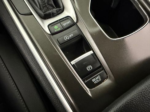 Used 2022 Honda Accord Sport image 15
