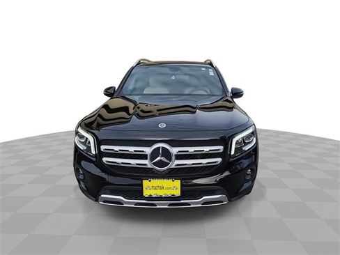 Used 2021 Mercedes-Benz GLB 250 image 3