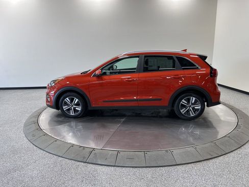 Used 2022 Kia Niro LXS image 9