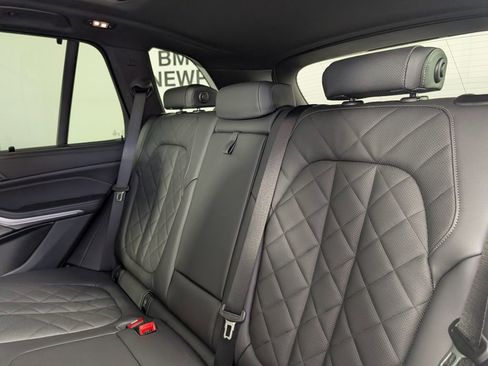 Used 2026 BMW X5 xDrive40i w/ Premium Package AWD/4WD image 16