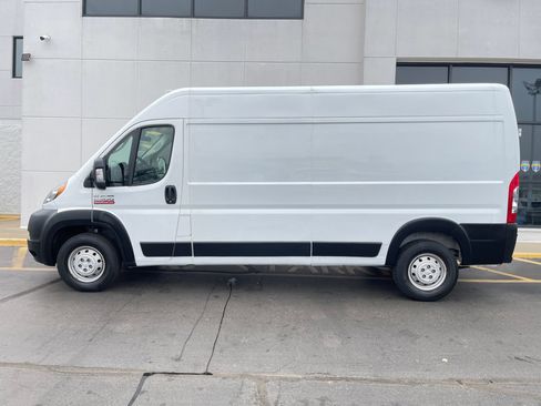 Used 2022 RAM ProMaster 2500 FWD image 6