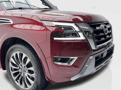 Used 2024 Nissan Armada Platinum w/ Captain's Chairs Package image 3