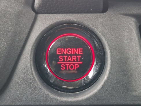 Used 2024 Honda Pilot Elite image 16