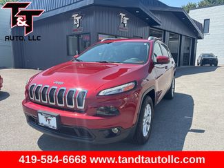 Used 2016 Jeep Cherokee Latitude w/ Cold Weather Group AWD/4WD video 1