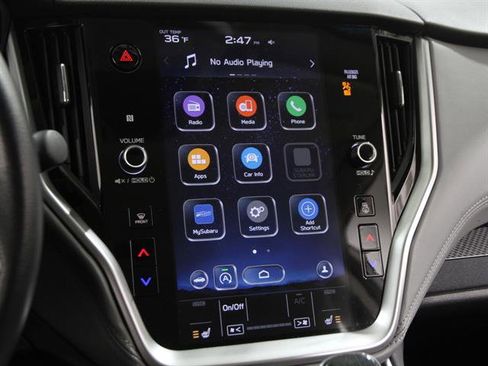 Used 2021 Subaru Outback Premium image 10